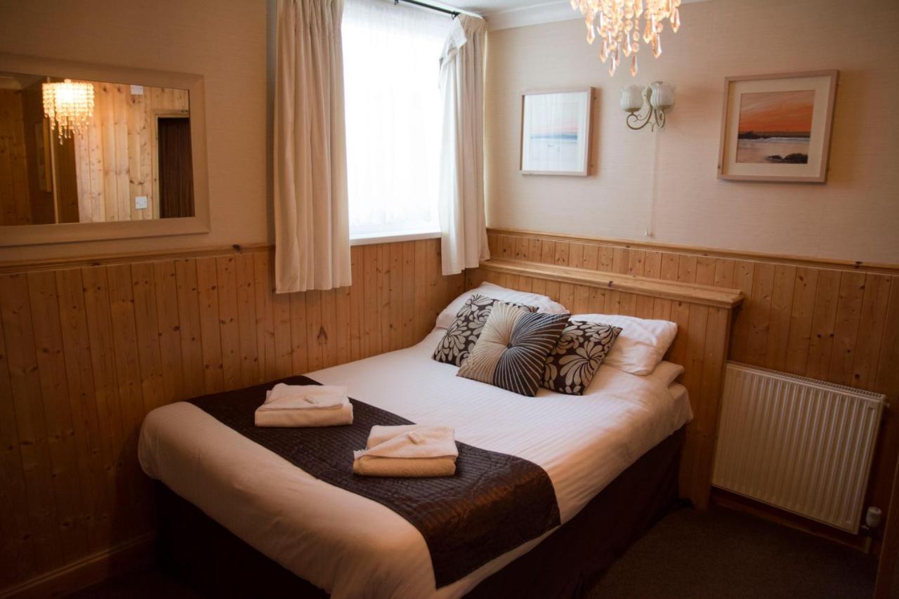 Lyndawn Bed & Breakfast Blackpool