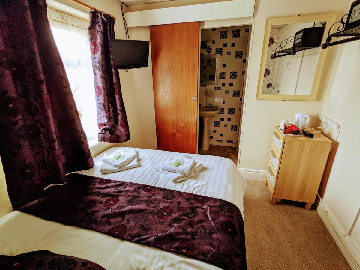 Lyndawn Bed & Breakfast 3*